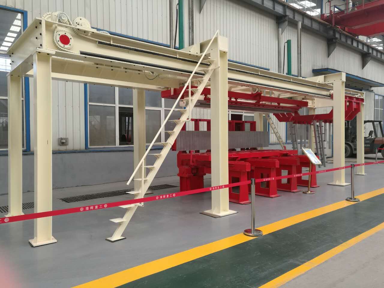 ���淭�D(zhu��n)�и�C(j��)